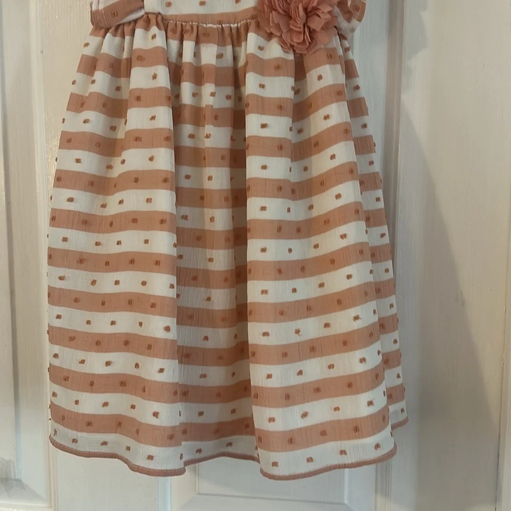 Pastourelle by Pippa & Julie White & Tan Sleeveless Sundress with Flutter Sleeve